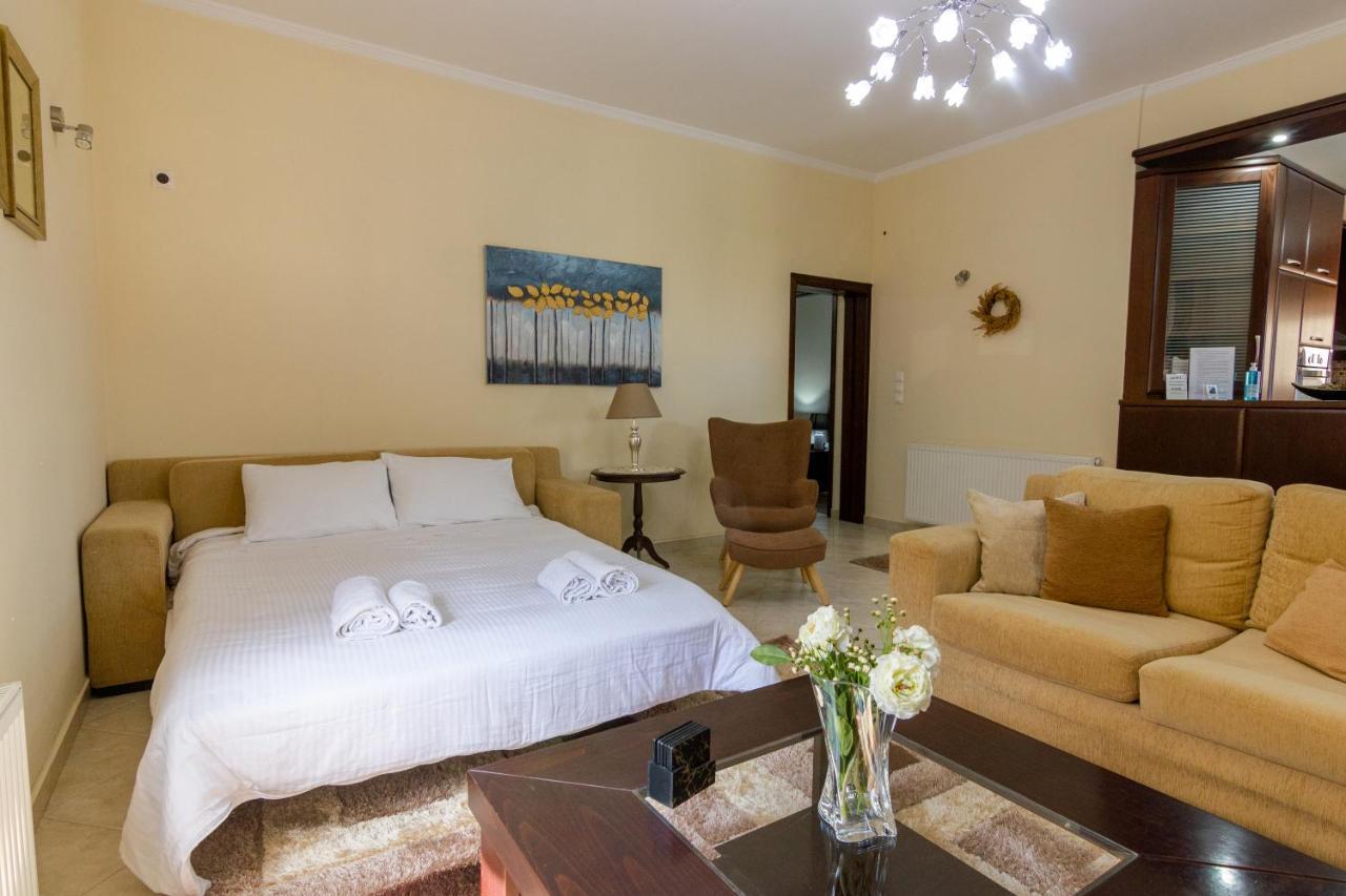 Katerina & Elia'S Family House Apartment เลโอนีดีออน ภายนอก รูปภาพ