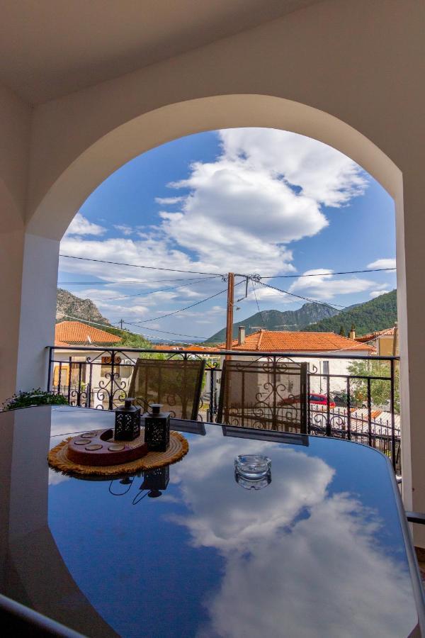 Katerina & Elia'S Family House Apartment เลโอนีดีออน ภายนอก รูปภาพ